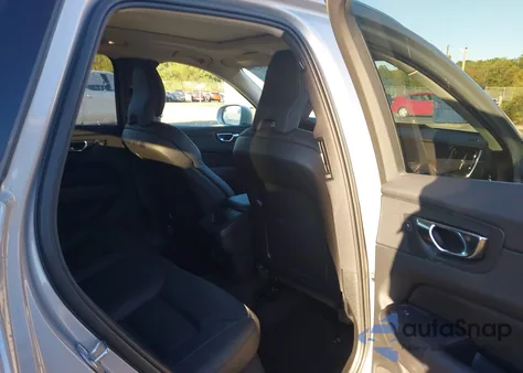 2023 Volvo Xc60 B5 Plus Bright Theme from USA, damaged, VIN YV4L12RN8P1197232